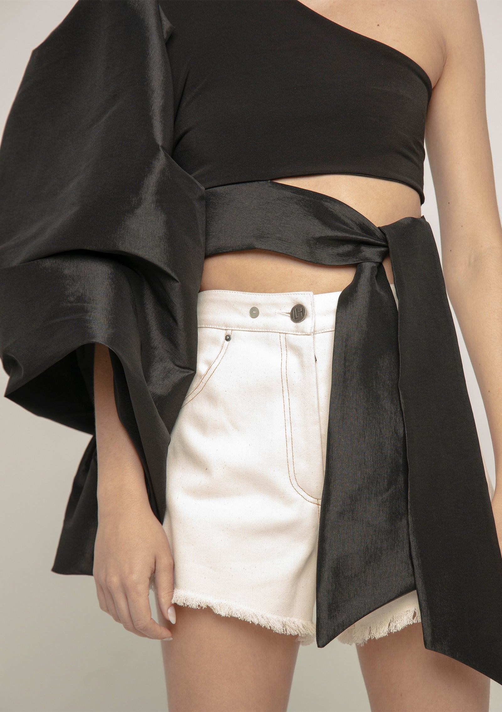 Top Capri Black